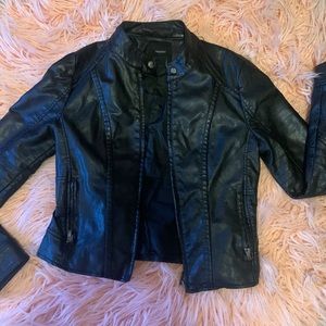 Small forever 21 faux leather jacket